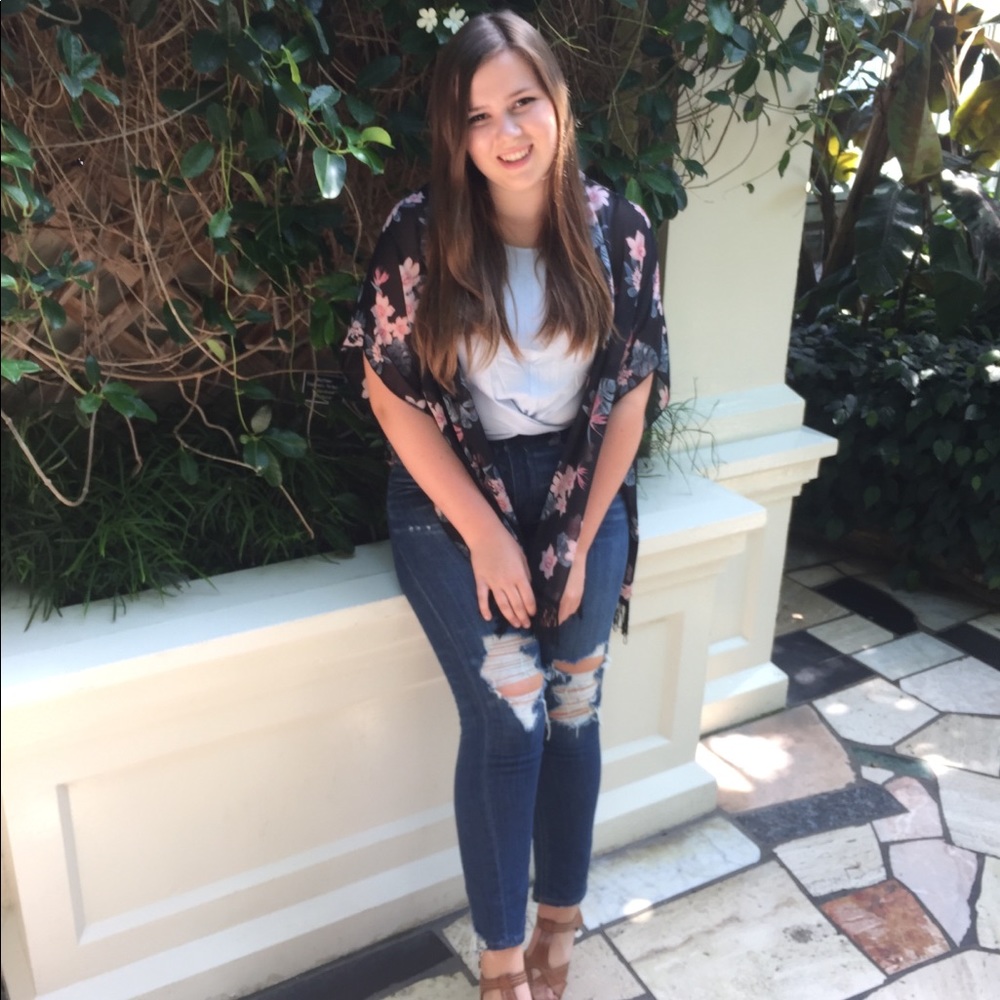 Meet your Posher, Tess